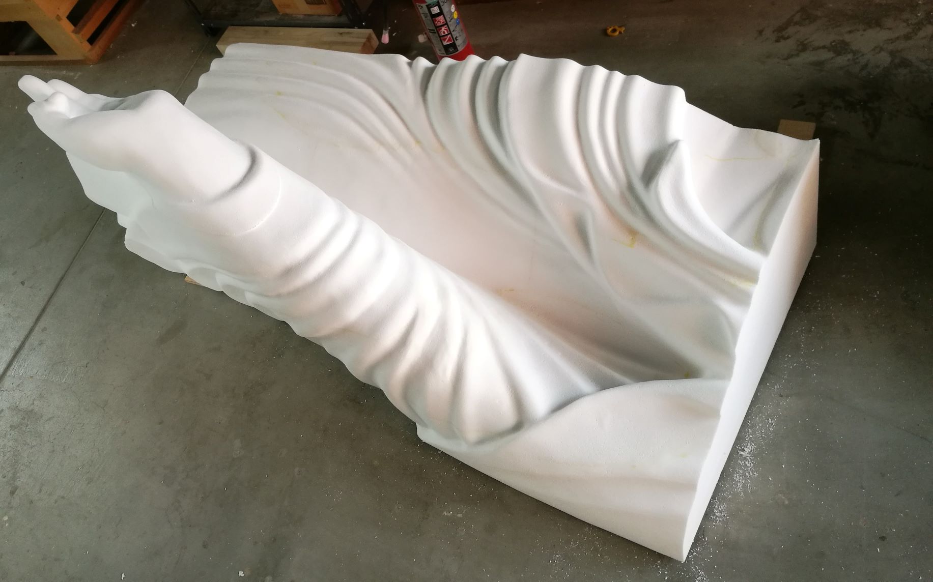 仏像　手　発泡型